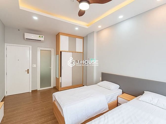 Hình ảnh Mb6623 nạp rút nhanh chóng studio ban công hiện đại ngay khu sân bay
