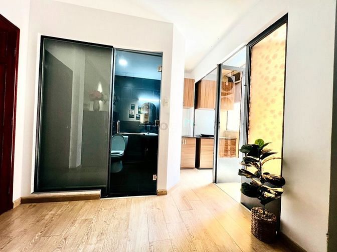 Hình ảnh Phòng Studio Full Nội thất Cửa sổ Lớn Quận 1 Giá Hạt Dẻ