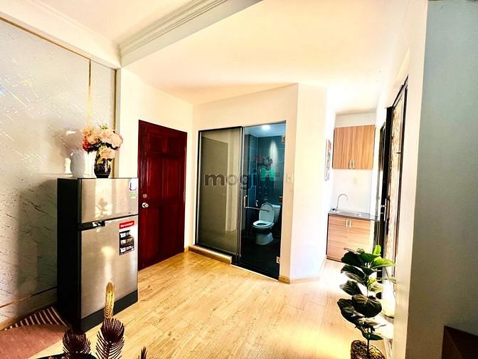 Hình ảnh Phòng Studio Full Nội thất Cửa sổ Lớn Quận 1 Giá Hạt Dẻ