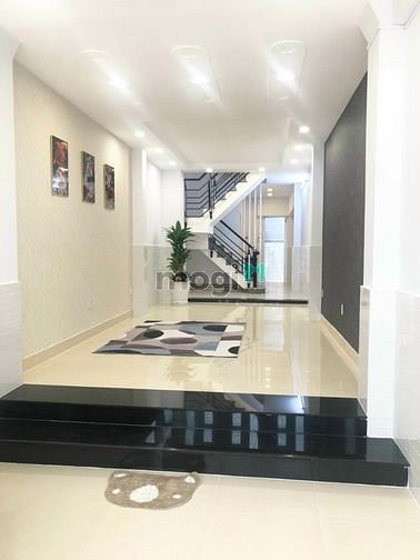 Hình ảnh Bán Gấp Nhà Gần Satra Phạm Hùng 1t8