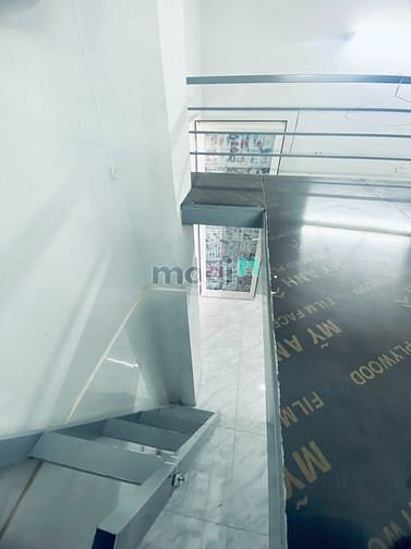 Hình ảnh Phòng trọ gác lững Quận Tân Phú cho thuê giờ tự do