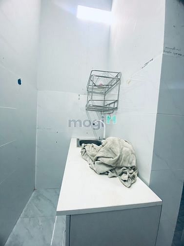 Hình ảnh Phòng trọ gác lững Quận Tân Phú cho thuê giờ tự do
