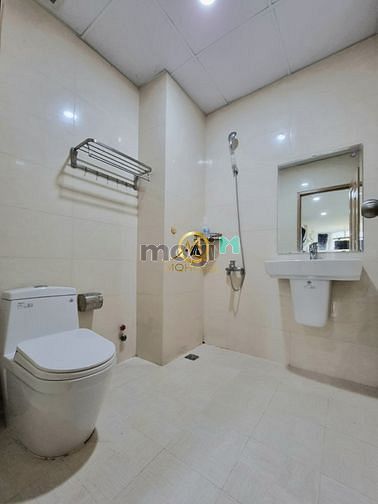 Hình ảnh Mb6623 nạp rút nhanh chóng ban công lớn - diện tích rộng - bờ kè Hoàng Sa Q3