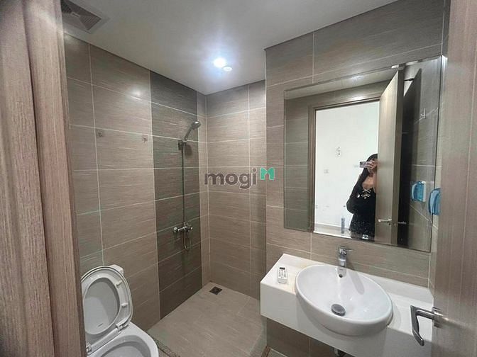 Hình ảnh Cho thuê căn studio có rèm 4tr tại Vinhomes Quận 9