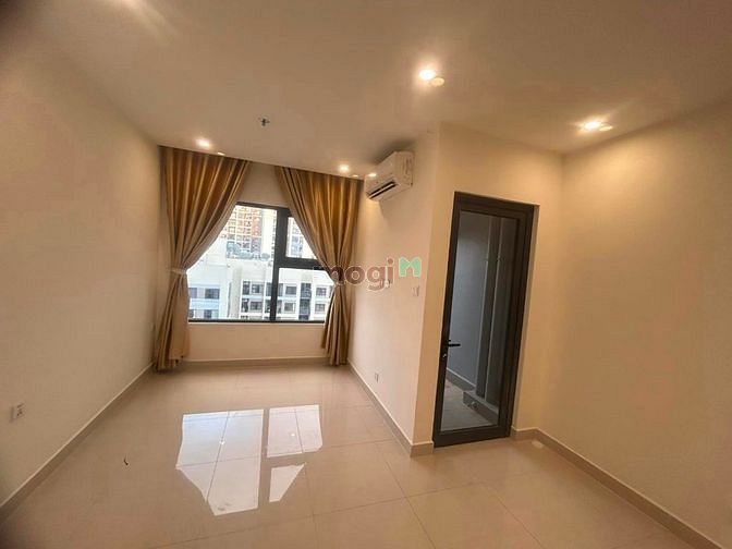 Hình ảnh Cho thuê căn studio có rèm 4tr tại Vinhomes Quận 9