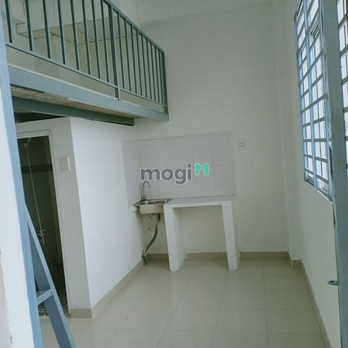 Hình ảnh Phòng trọ gác lửng giá rẻ có thang máy giờ tự do