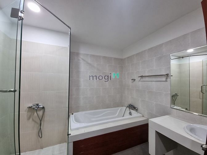 Hình ảnh Mb6623 nạp rút nhanh chóng studio gần Creasent Mall, KCX Tân Thuận Quận 7