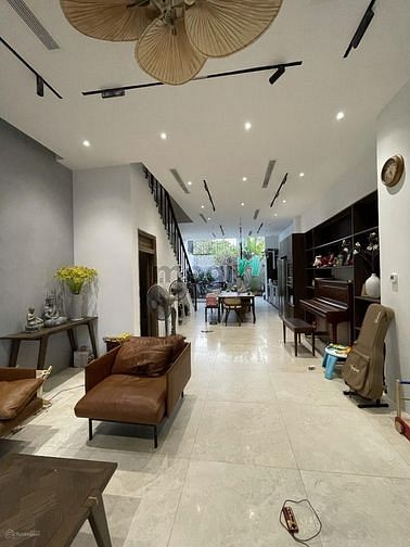 Hình ảnh Bán nhà phố tây sát sông SG Dt: 7.3x31m Cn: 208m2, Vị trí xây cao tầng