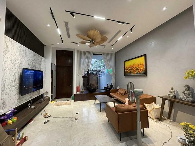 Hình ảnh Bán nhà phố tây sát sông SG Dt: 7.3x31m Cn: 208m2, Vị trí xây cao tầng