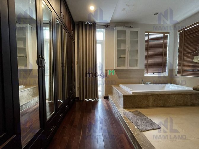 Hình ảnh Biệt thự Sân vườn- Nằm trong khu Compound - Ngay Trần Não