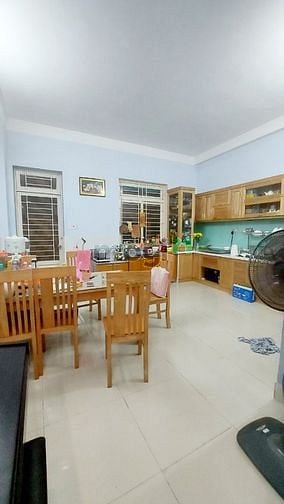 Hình ảnh Bán nhà hẻm 6m thông Bình Hưng Hòa 65m2, 2 tầng đúc 5.1 tỷ