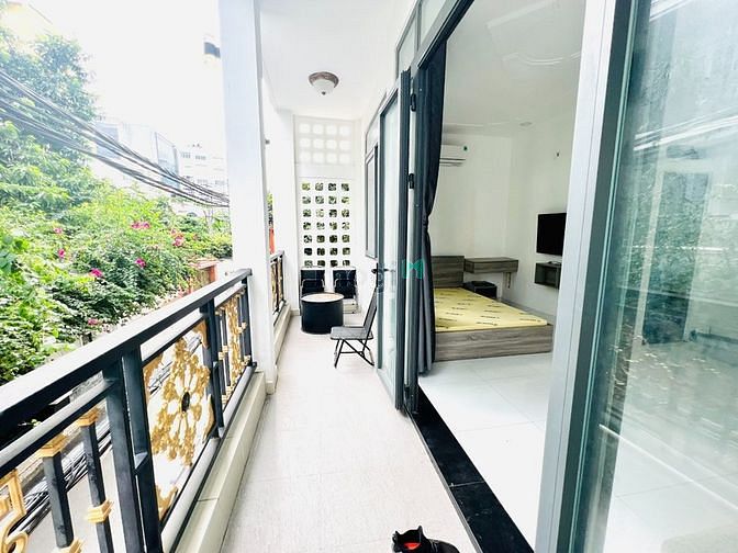 Hình ảnh Mb6623 nạp rút nhanh chóng studio ban công lớn ngay sát bên ngã tư Phú Nhuận