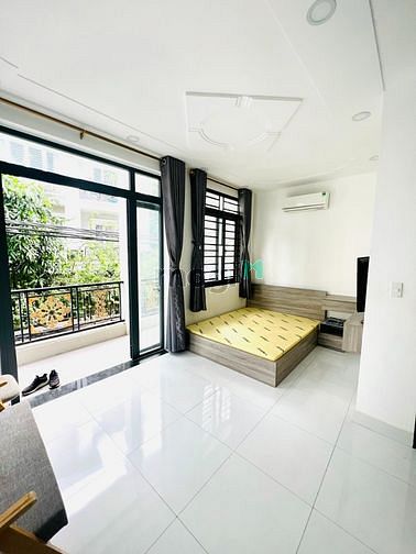 Hình ảnh Mb6623 nạp rút nhanh chóng studio ban công lớn ngay sát bên ngã tư Phú Nhuận