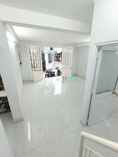Hình ảnh Siêu Phẩm Bình Tân Sát Chợ Bình Trị Đông TiệnKD-2 TẦNG 95M2-CHỈ 3..TỶ
