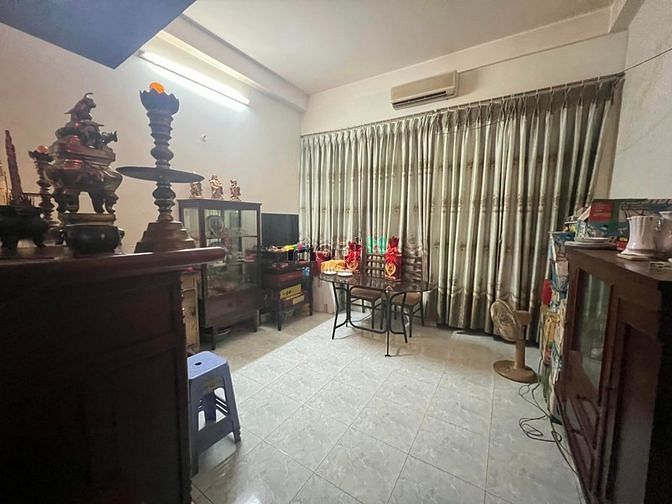 Hình ảnh Chỉ 6 TỶ 6 - Xe Hơi Vào Nhà - 48M2 - 4 Tầng BTCT - Phan Văn Trị