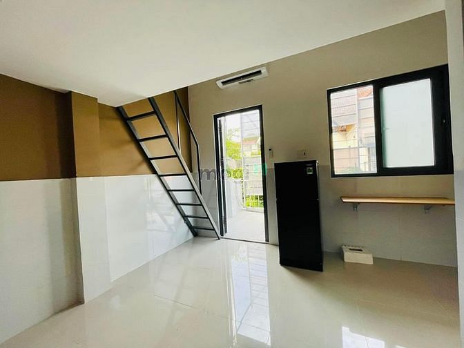 Hình ảnh Cho thuê CHDV giá rẻ có gác ngay sân bay 30m2