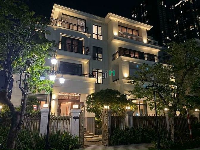 Hình ảnh Cho thuê  biệt thự Hoàng Hoa Thám Tân Bình 8x25m khu quân đội an ninh