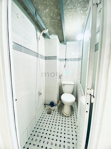 Hình ảnh CHO THUÊ PHÒNG TRỌ: VĂN CHUNG_TÂN BÌNH có ban công cửa sổ