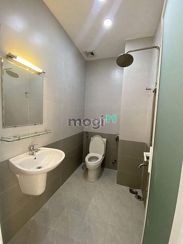 Hình ảnh Bán Nhà Hẻm Xe Hơi Thông Tứ Phía Quận 3 Chỉ 7 Tỷ