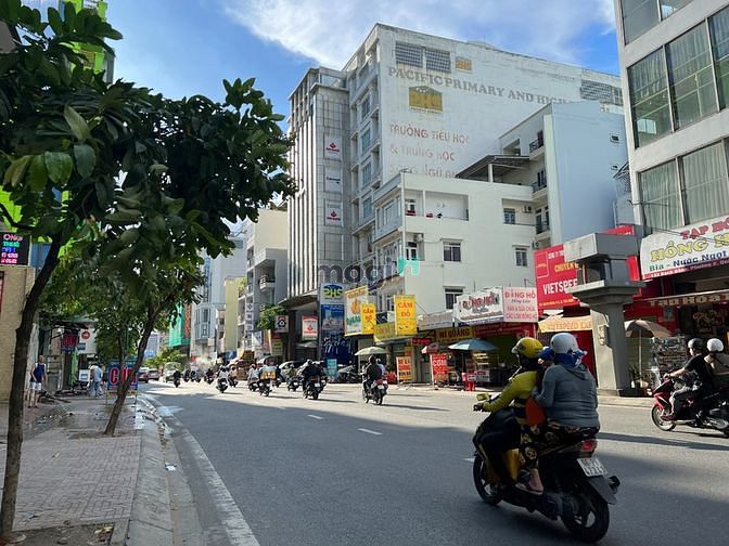 Hình ảnh Cho thuê nhà làm văn phòng CTY P2 Khu sân bay