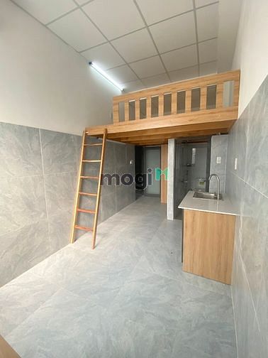 Hình ảnh Phòng ban công có gác full nội thất Lê Đức Thọ