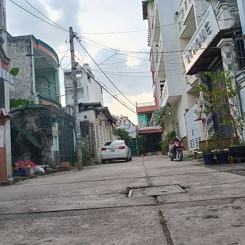 Hình ảnh Bán đất hẻm xe tăng Trương Phước Phan Binh Tân 4x18