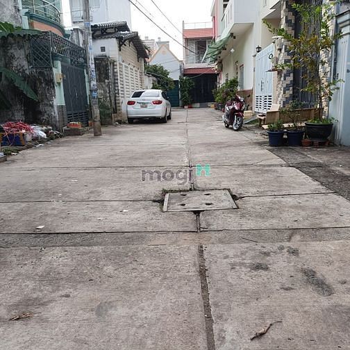 Hình ảnh Bán đất hẻm xe tăng Trương Phước Phan Binh Tân 4x18