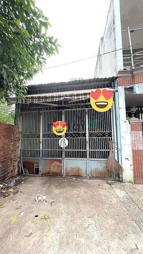 Hình ảnh Bán đất hẻm xe tăng Trương Phước Phan Binh Tân 4x18