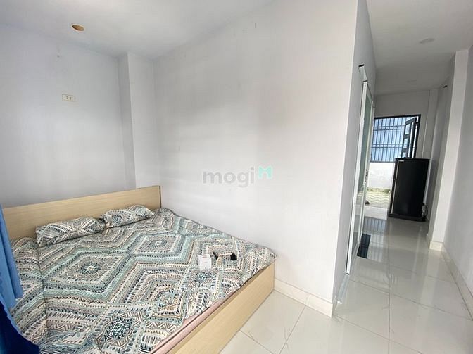 Hình ảnh Penhouse Sân Thượng 60m2 Tân Bình, Giáp Quận 10, Ban công siêu rộng.