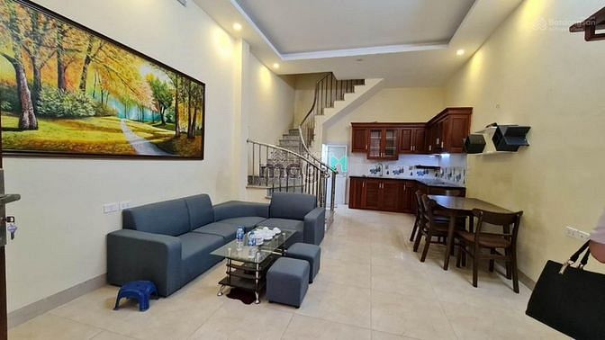 Hình ảnh Bán nhà Lê Lợi tiện đường ô tô nở hậu thông thoáng 33m giá 3,15 tỷ