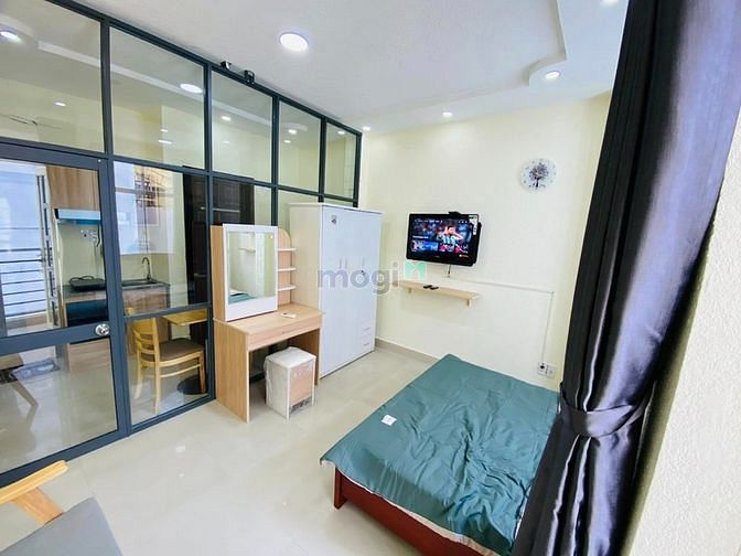 Hình ảnh Phòng mới 100% - Có 2 loại ban công và cửa sổ to