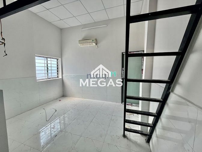 Hình ảnh Phòng trọ mới sẵn máy lạnh có cửa sổ thoáng mát