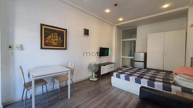Hình ảnh Hình thật giá thật- Mb6623 nạp rút nhanh chóng 30m2 có ban công lớn trung tâm quận 1