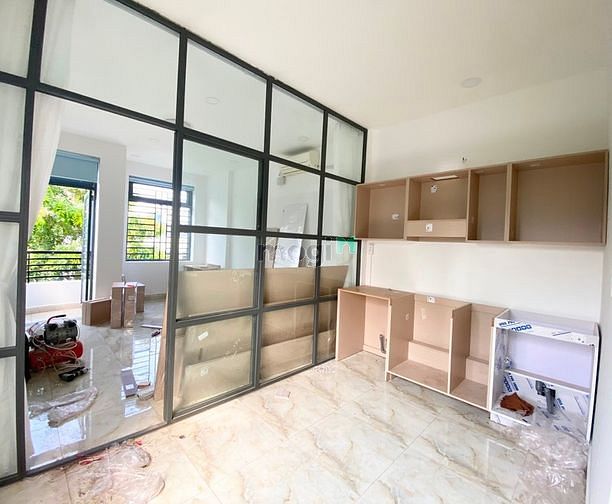 Hình ảnh Phòng mới 100% - Có ban công - 1 Phòng ngủ tách bếp