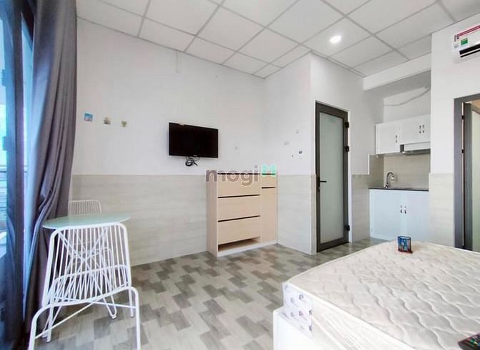 Hình ảnh CHDV Studio Ban công đẹp_Full NT mới tại Q.7 gần Crescent Mall