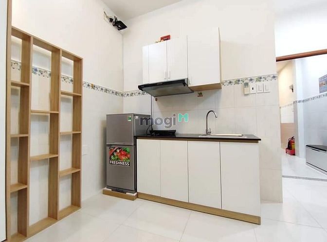 Hình ảnh 🔥🔥 Căn Hộ TT Q10 Xịn Mịn Ở Liền Đầy Đủ Nội Thất 🔥🔥