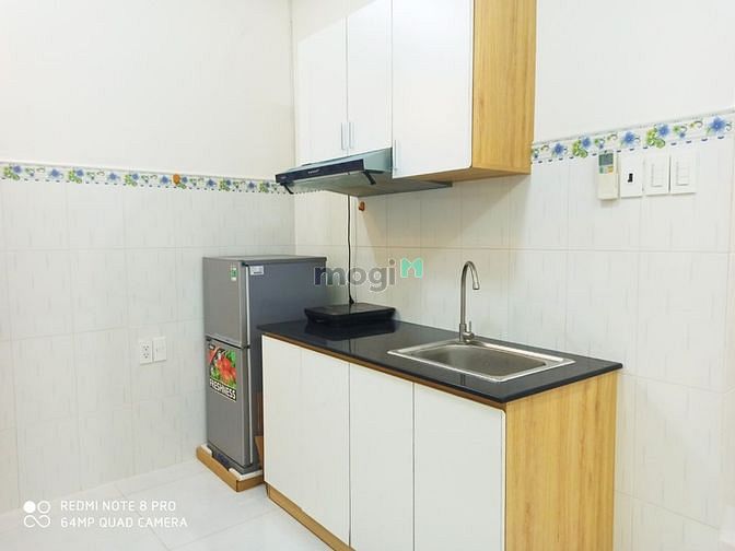 Hình ảnh 🔥🔥 Căn Hộ TT Q10 Xịn Mịn Ở Liền Đầy Đủ Nội Thất 🔥🔥