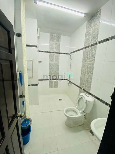 Hình ảnh Trống sẵn CHDV tại đương Cô giang - Q1 - siêu rẽ