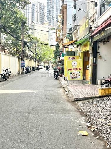 Hình ảnh Cho thuê mặt bằng rại khu vực trung tâm quận 10