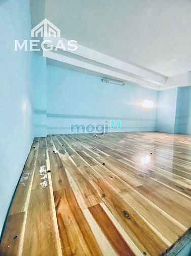 Hình ảnh Phòng Máy Lạnh Có Gác Giá Siêu Tốt