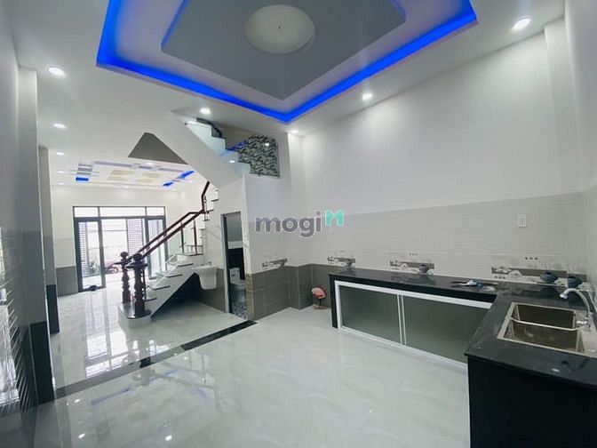 Hình ảnh Chia tài sản bán gấp nhà 1T1L đường Hòa Bình Tân Phú 52m2 1 tỷ 130 SHR