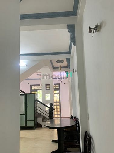 Hình ảnh Cho thuê nhà 2 tầng đường Hà Duy Phiên