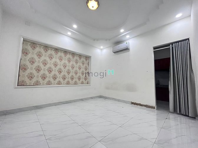 Hình ảnh CHDV Cho Thuê/ Full Nội Thất/ Bếp Riêng/Có Thang Máy/ Tân Phú