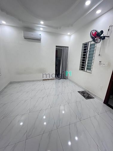 Hình ảnh CHDV Cho Thuê/ Full Nội Thất/ Bếp Riêng/Có Thang Máy/ Tân Phú