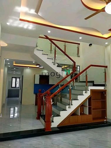 Hình ảnh Định cư Úc bán gấp nhà 1T1L đường Bùi Minh Trực Q8 70m2/1 tỷ 380 SHR