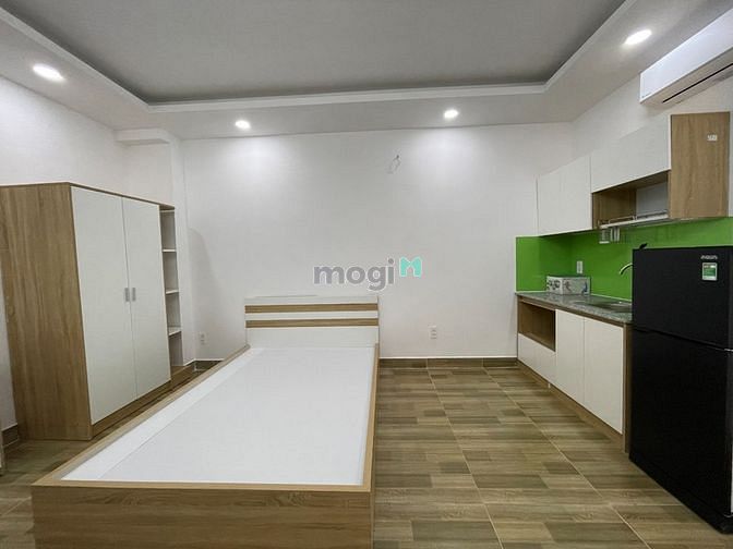 Hình ảnh Chdv full nội thất ngay Etown Cộng Hoà