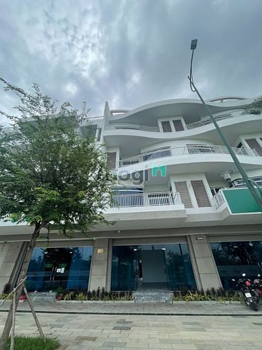 Hình ảnh Cho thuê 2  sàn Lakeview Thủ Thiêm, hoàn thiện .Gía 28 tr/ sàn.