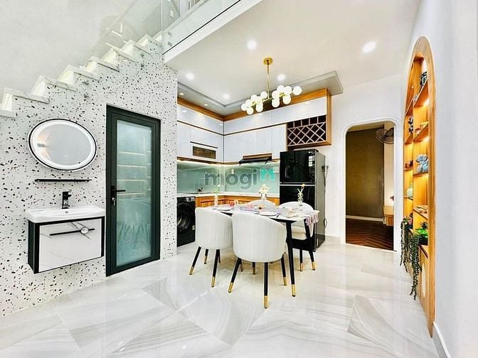 Hình ảnh Chuyển chỗ ở bán CH 2PN Sài Gòn Pearl,BT-tầng 20 tháp Ruby-1.7T/74m2