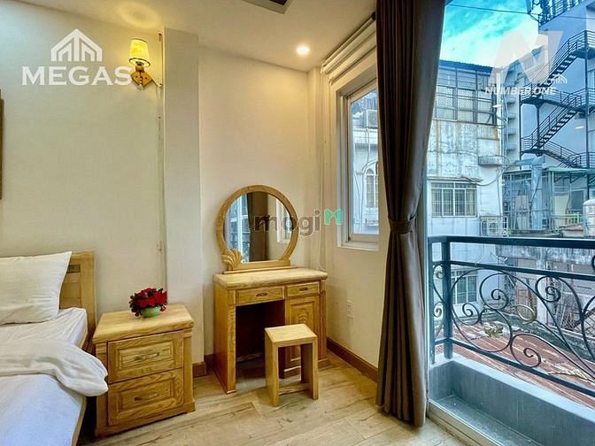 Hình ảnh CĂN HỘ Studio ban công lớn nội thất ấm cúng ngay Lê Thánh Tôn
