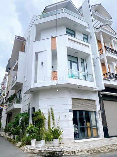 Hình ảnh Nhà 3 Lầu Bành Văn Trân, P.07 – (36m2) – 6.4 Tỷ.
